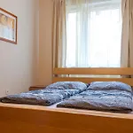 Dnd, Kun Apartments, Keleti Railway Station 3*