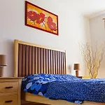 Dnd, Kun Apartments, Keleti Railway Station 3*