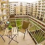Dnd, Kun Apartments, Keleti Railway Station Ξενοδοχείο με διαμερίσματα 3*