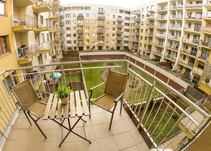 Dnd, Kun Apartments, Keleti Railway Station アパートホテル 3*