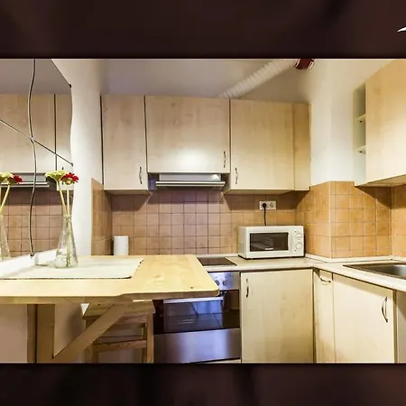 Dnd, Kun Apartments, Keleti Railway Station 布达佩斯