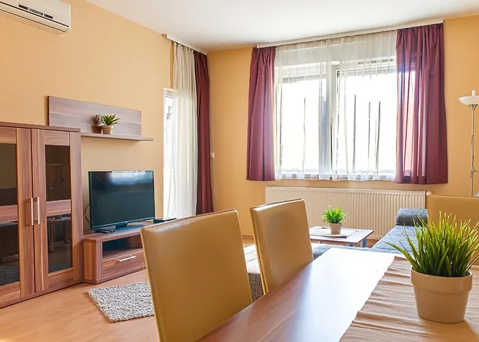 Dnd, Kun Apartments, Keleti Railway Station 3* Budapest