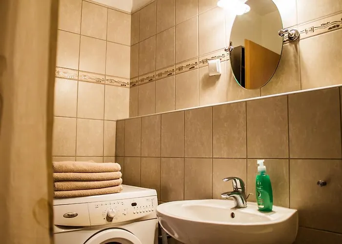 Dnd, Kun Apartments, Keleti Railway Station Aparthotel 3*