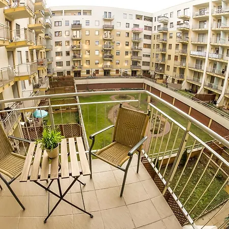 Dnd, Kun Apartments, Keleti Railway Station Aparthotel 3*