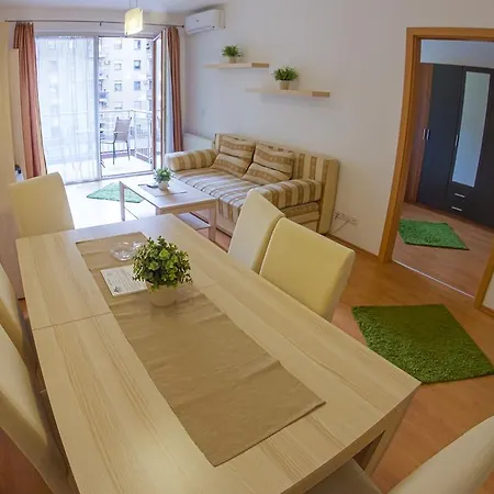Apart Otel Dnd, Kun Apartments, Keleti Railway Station Budapeşte