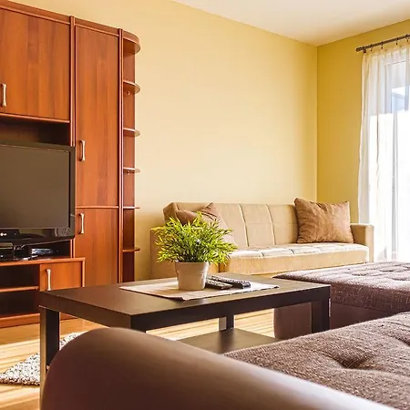 Dnd, Kun Apartments, Keleti Railway Station 3* Budapeşte