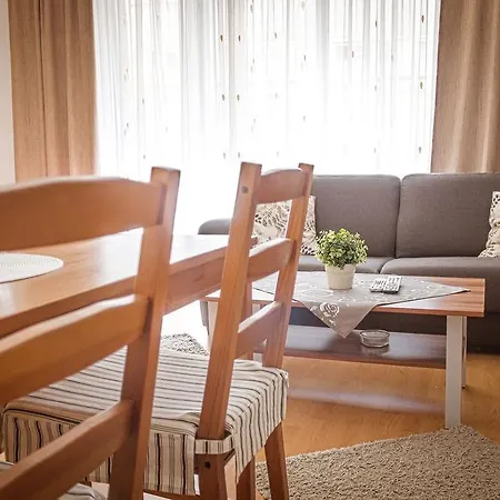 Dnd, Kun Apartments, Keleti Railway Station Apartmanhotel 3*