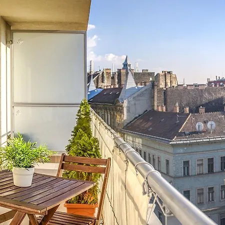 Dnd, Kun Apartments, Keleti Railway Station 3* Budapest