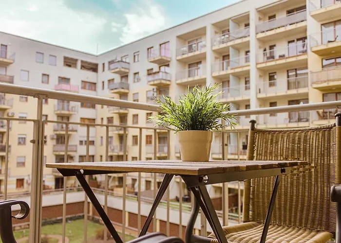Dnd, Kun Apartments, Keleti Railway Station 3* Budapešť
