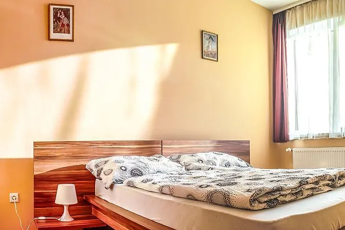 Dnd, Kun Apartments, Keleti Railway Station 公寓式酒店