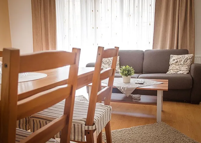 Dnd, Kun Apartments, Keleti Railway Station 公寓式酒店 3*