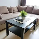 Dnd, Kun Apartments, Keleti Railway Station شقة فندقية بودابست